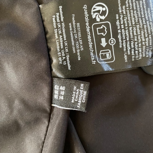 Vera Moda Curve Houndstooth Blazer - Picture 11 of 12